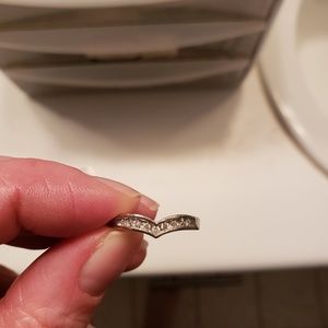 10k white gold diamond band